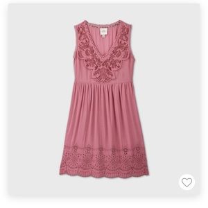 Knox Rose Sleeveless Embroidered Shift Dress